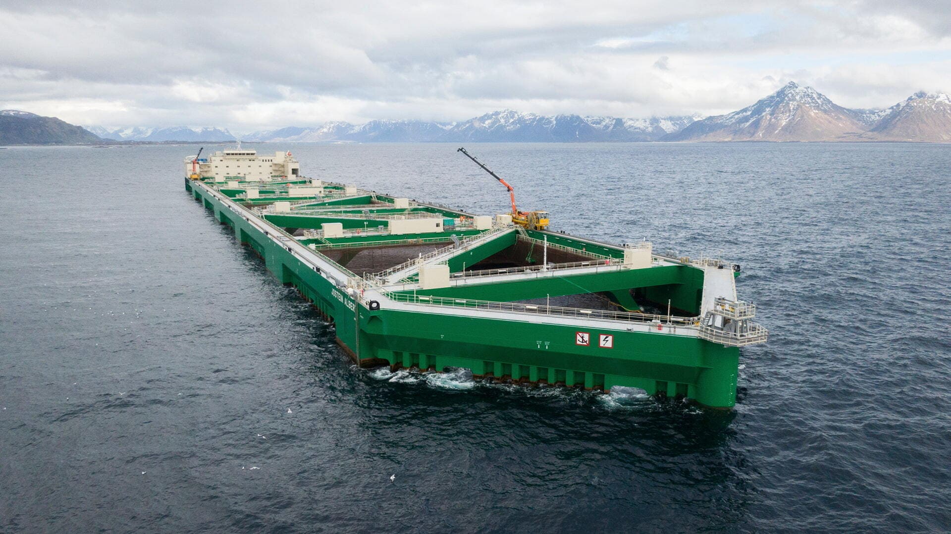 4-massive-ship 4-massive-ship